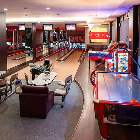 Spa Hotel Persenk Devin Exteriör bild The bowling alley at the 2012 Olympic Village