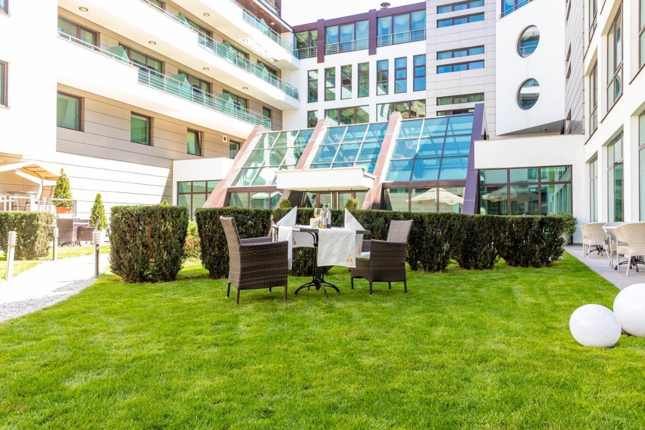 Spa Hotel Persenk Devin Exteriör bild