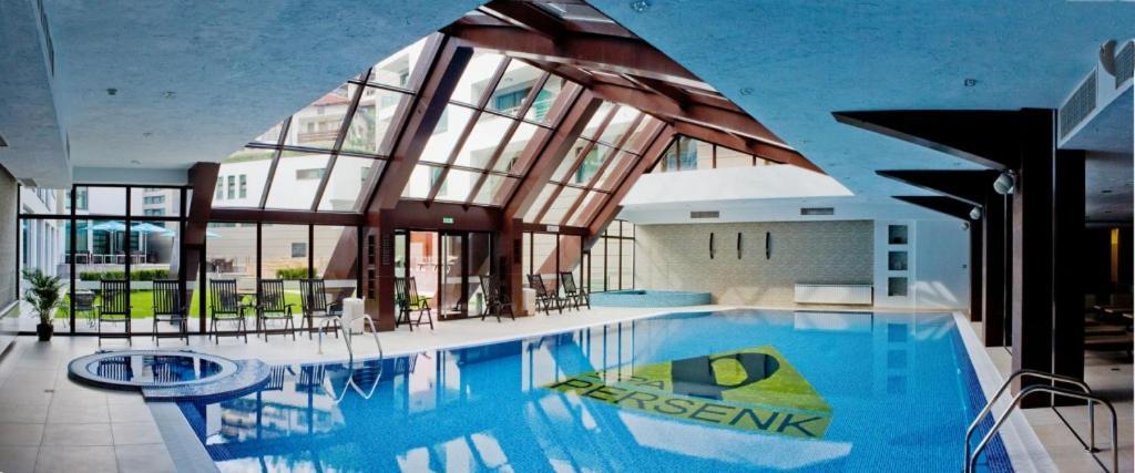 Spa Hotel Persenk Devin Exteriör bild